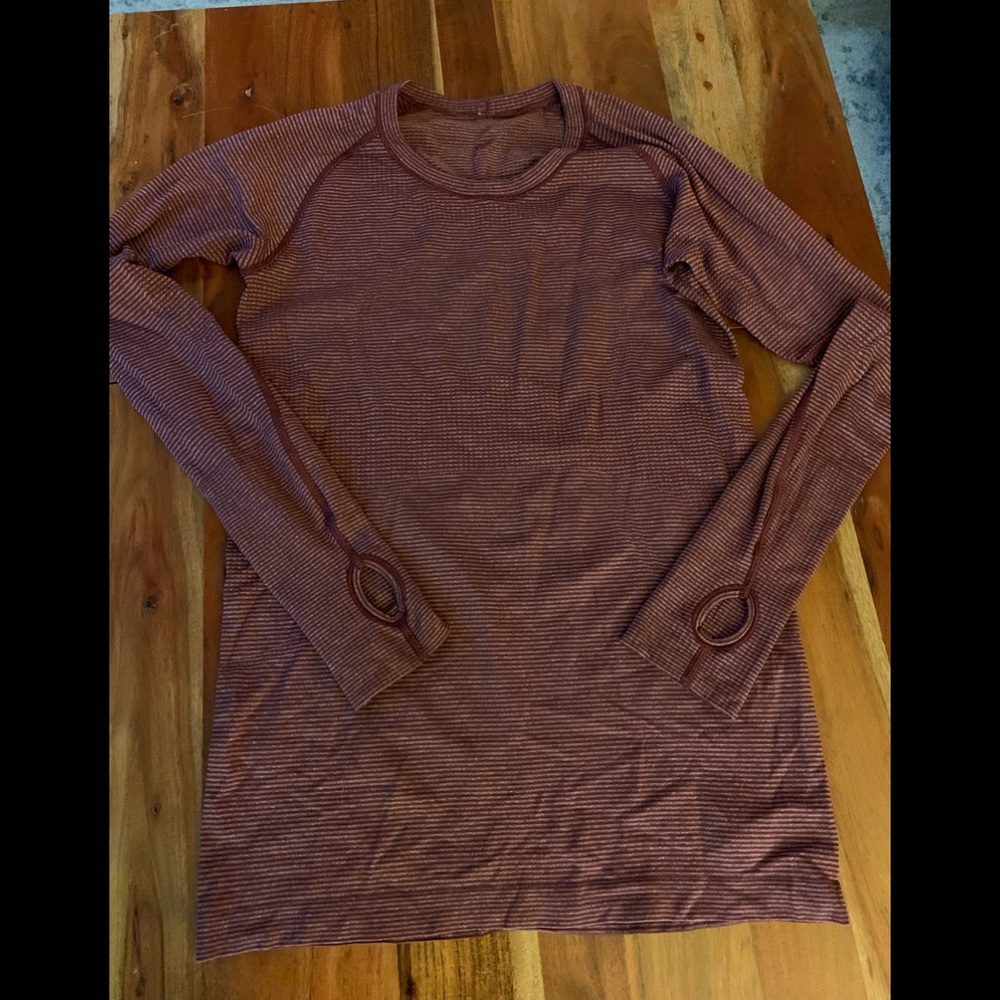 Lululemon long sleeve shirt